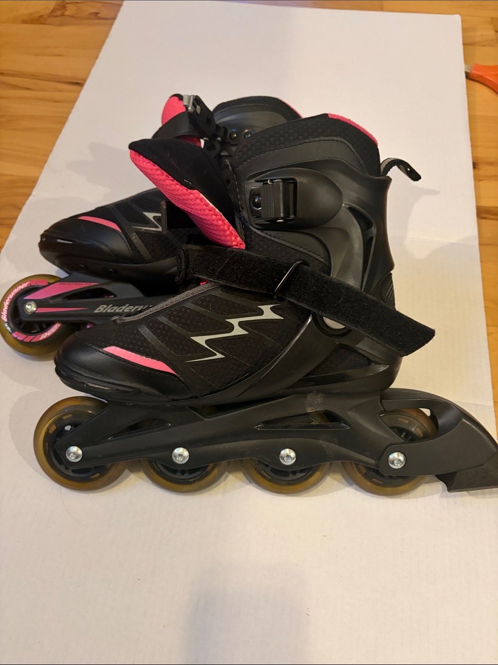Women’s Black and Pink Inline Skates with Secure Buckle